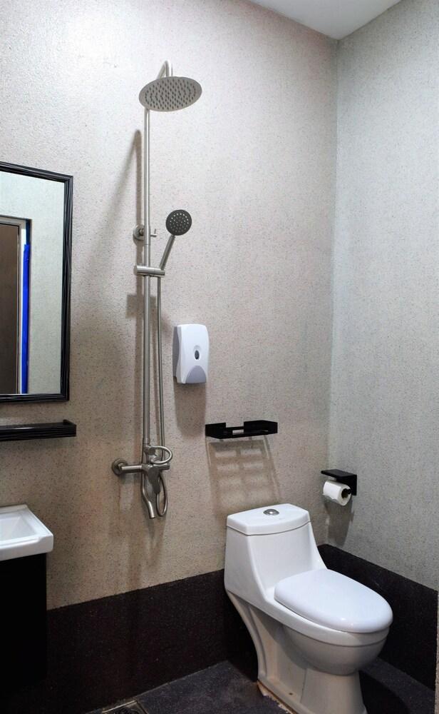 Dj Citi Inn Hotel Kuala Terengganu Dış mekan fotoğraf